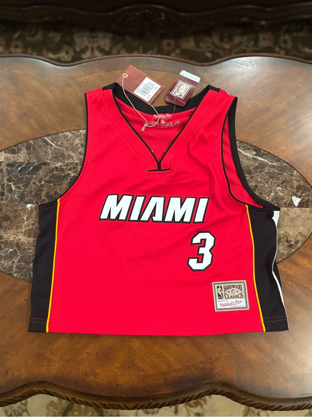 Miami Heat Dwyane Wade Mitchell & Ness Cropped Jersey Size XL